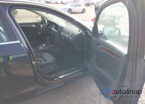 2010 Audi A4 2.0T Premium z USA, uszkodzony, nr VIN WAUMFAFLXAN012567